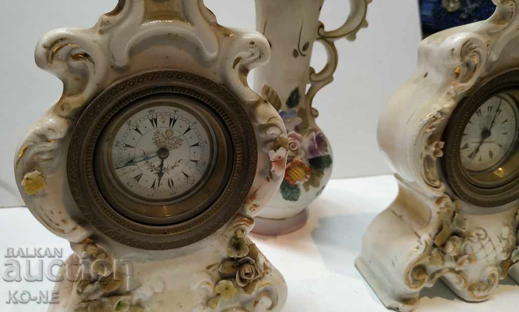 Old porcelain clock with price 150.00 BGN | € 76.69 Old porcelain clock with price 150.00 BGN | € 76.69