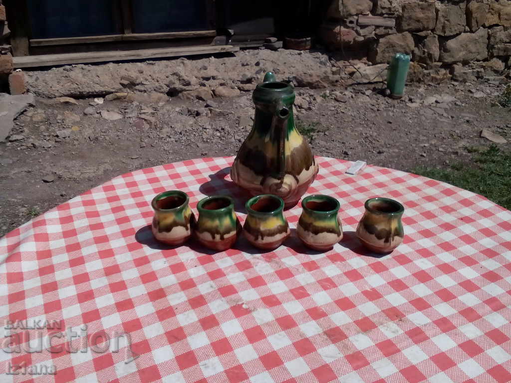 Παλιά οικιακή κεραμική υπηρεσία με τιμή 15.00 BGN | € 7.67 Παλιά οικιακή κεραμική υπηρεσία με τιμή 15.00 BGN | € 7.67