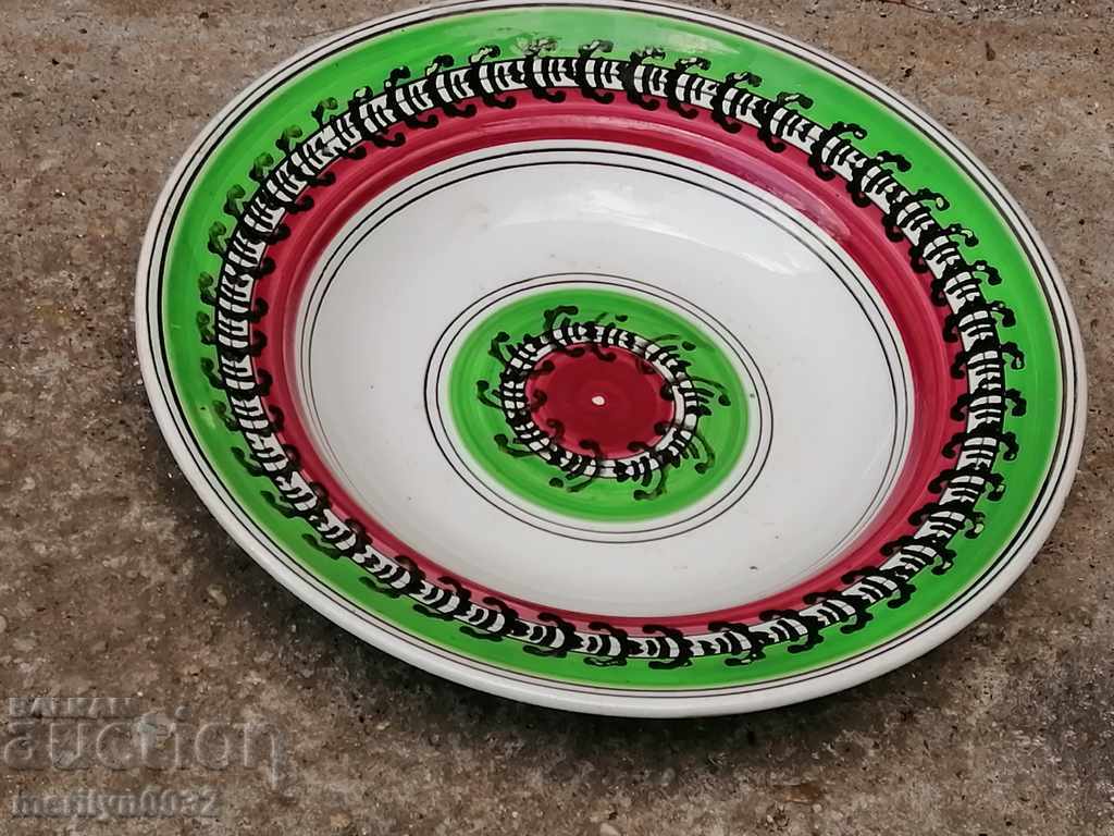 Delivery of Porcelain plate hand-painted porcelain Belgium 19th century Delivery of Porcelain plate hand-painted porcelain Belgium 19th century