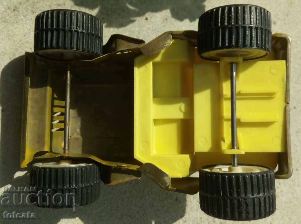 Old sheet metal trolley with price 49.00 BGN | € 25.05 Old sheet metal trolley with price 49.00 BGN | € 25.05