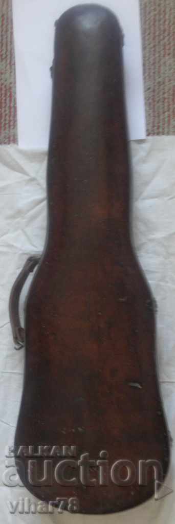 Auction old violin case Auction old violin case