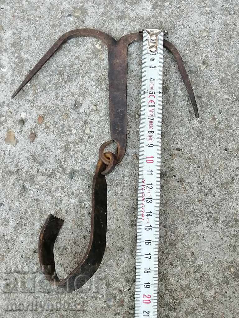 Antique wrought iron hook, double wrought iron hook - 5 Antique wrought iron hook, double wrought iron hook - 5
