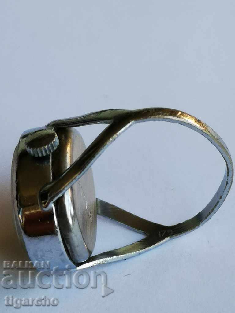 Delivery of Ladies watch ring Delivery of Ladies watch ring