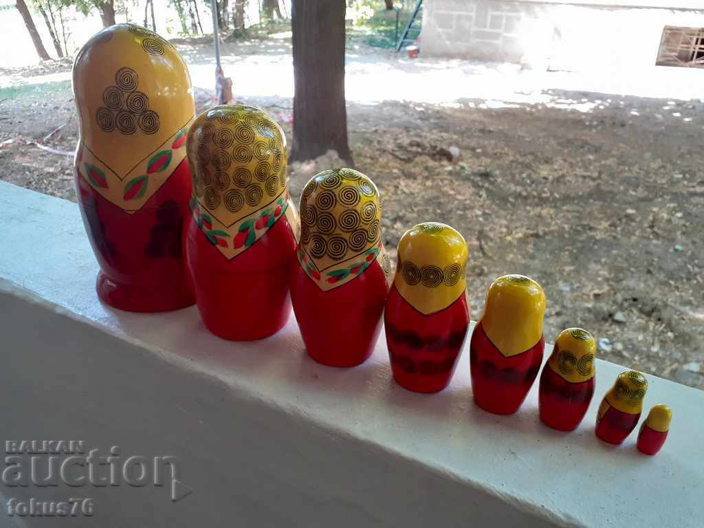 OLD SOVIET DOLL MATRYOSHKA 8 PIECES IN ONE - 7