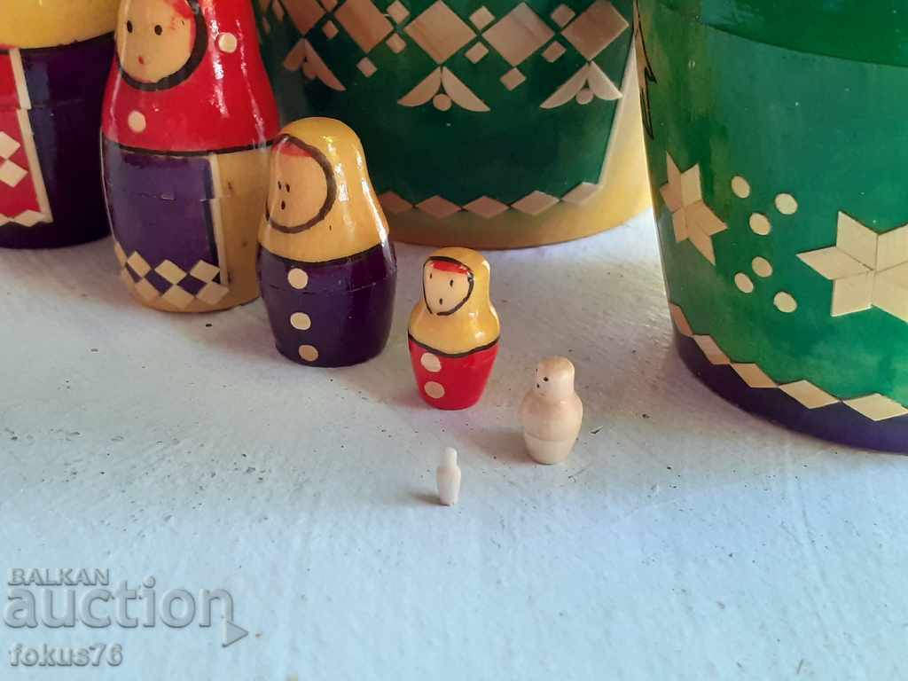 FIND MATRYOSHKA OLD SOVIET DOLL 12 PIECES IN ONE with price 1380.00 BGN | € 705.58