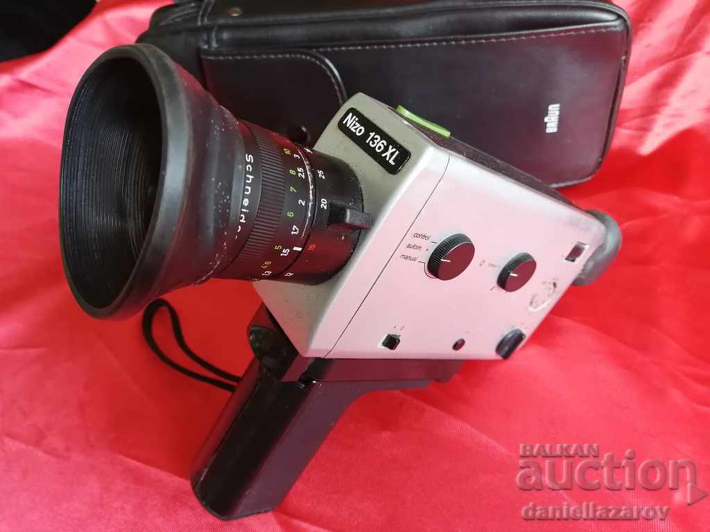 Old Collectible Camera Braun NIZO 136 XL