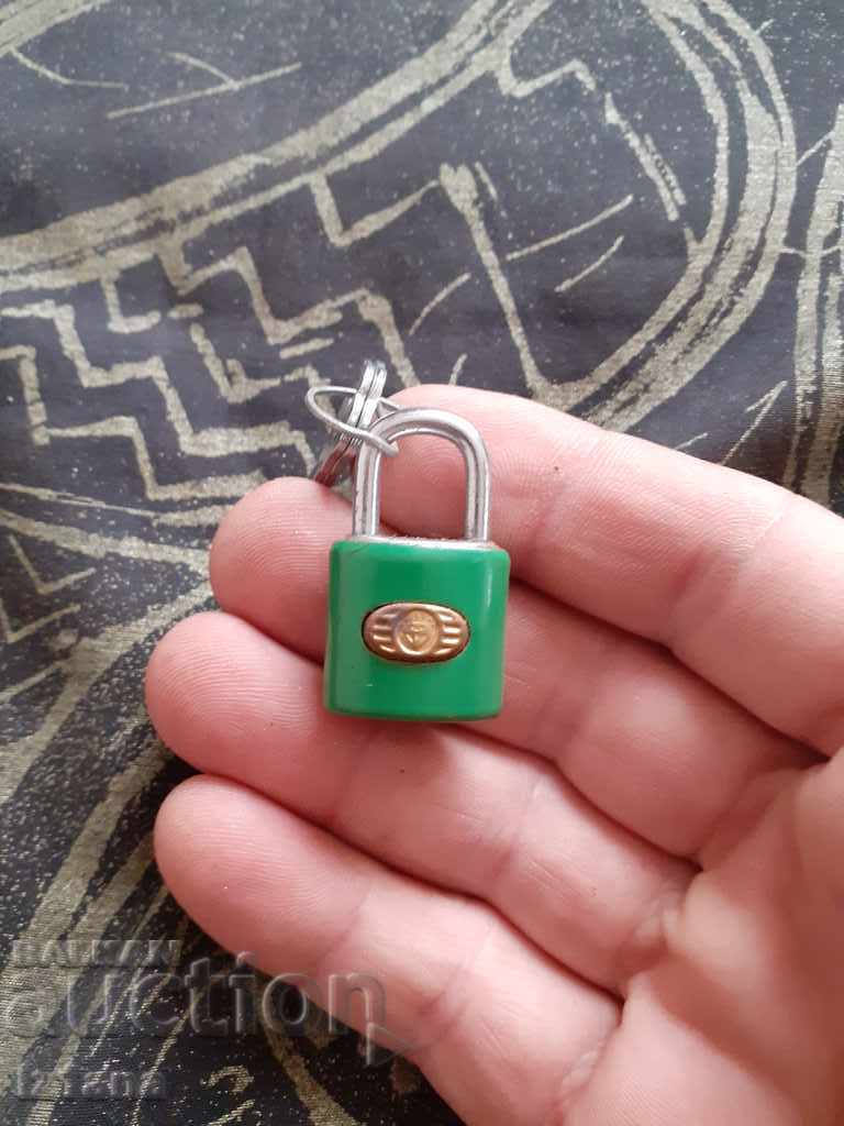 Delivery of Old padlock Delivery of Old padlock