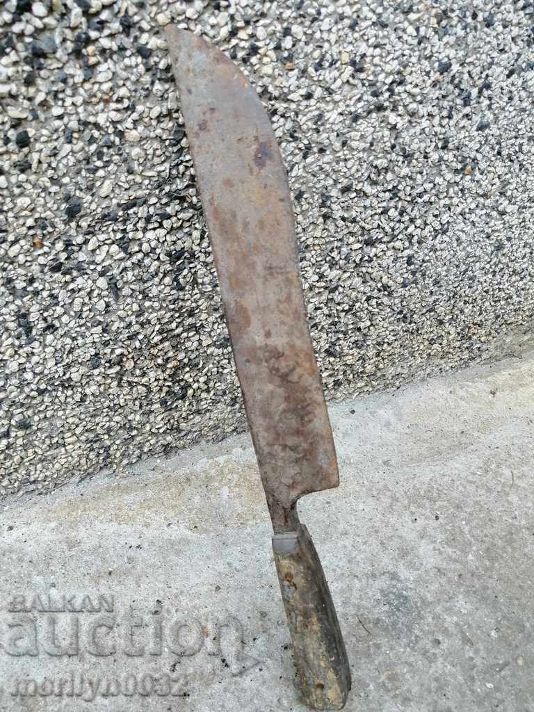 Shepherd's knife, karakulak massive blade with price 179.00 BGN | € 91.52 Shepherd's knife, karakulak massive blade with price 179.00 BGN | € 91.52