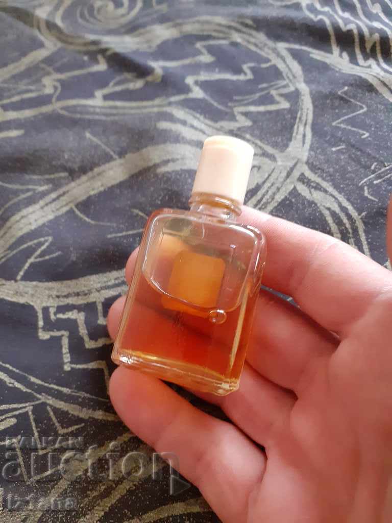 Auction  Old cologne, perfume Plmen