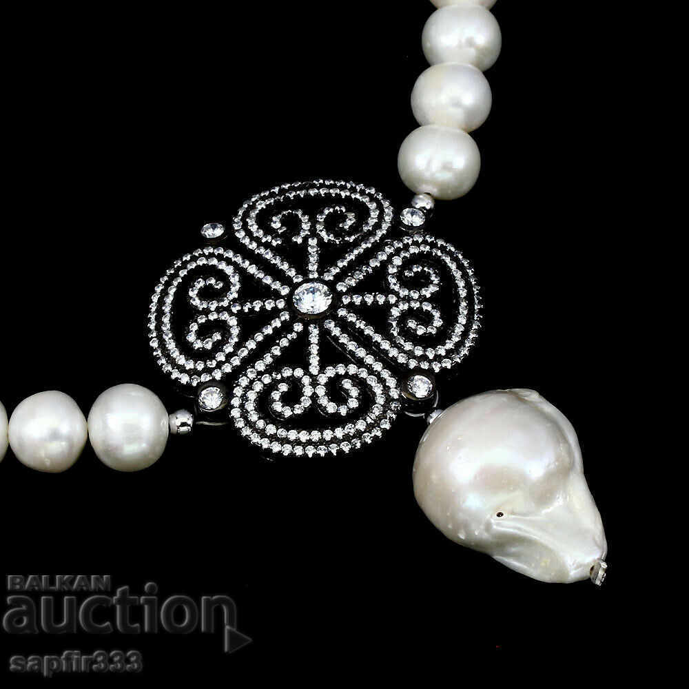 Auction STYLISH AND EXQUISITE NECKLACE WITH NATURAL PEARLS AND ZIRCONS Auction STYLISH AND EXQUISITE NECKLACE WITH NATURAL PEARLS AND ZIRCONS