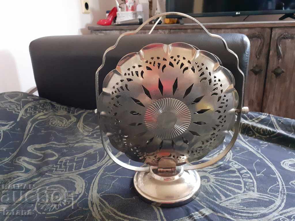 Old bonbonniere with price 20.00 BGN | € 10.23 Old bonbonniere with price 20.00 BGN | € 10.23