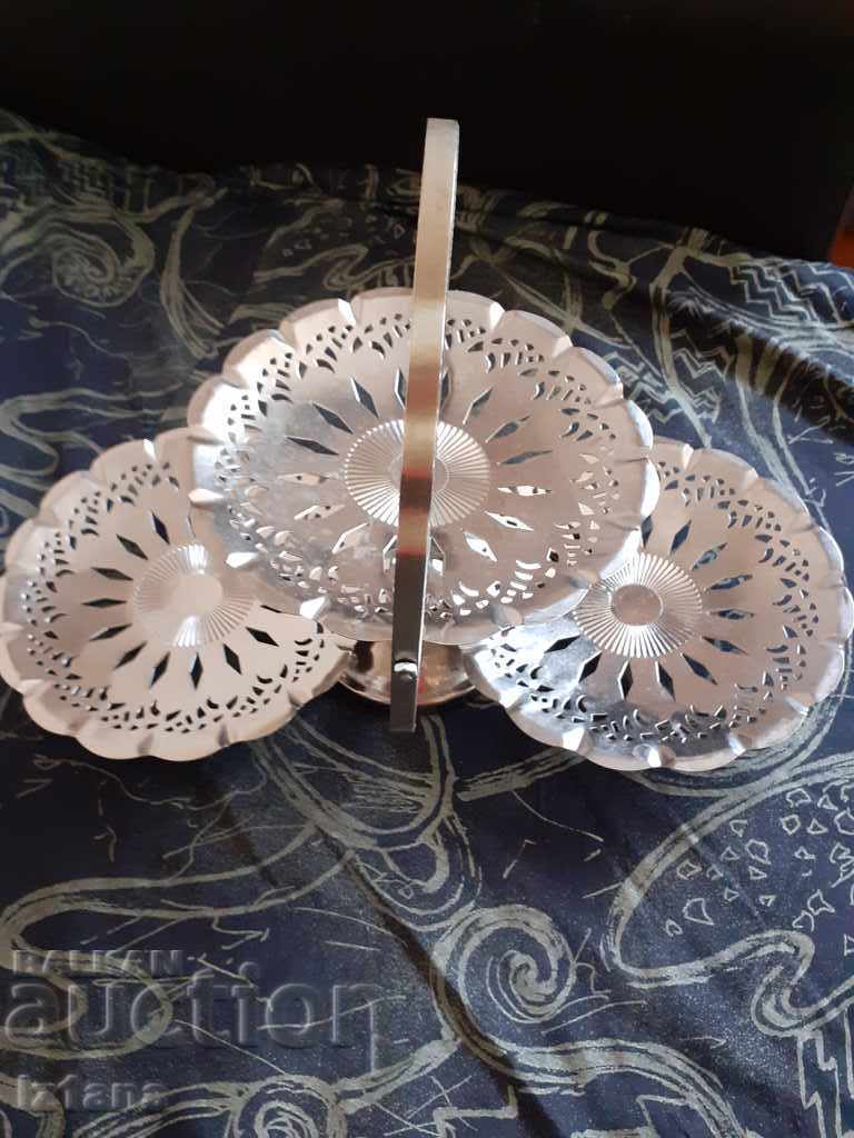 Delivery of Old bonbonniere Delivery of Old bonbonniere