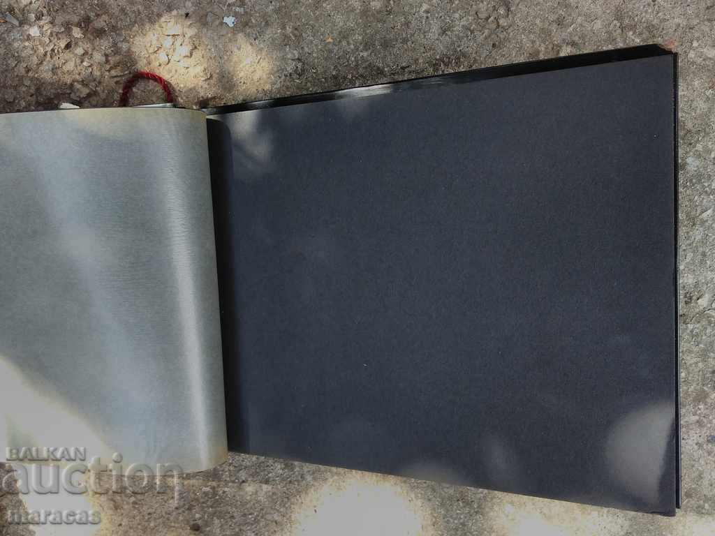 Δημοπρασία Παλιό άλμπουμ φωτογραφιών Δημοπρασία Παλιό άλμπουμ φωτογραφιών