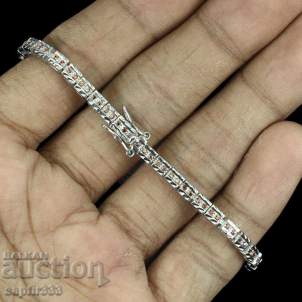 Auction  UNISEX UNIQUE STYLISH BRACELET WITH ORANGE SAPPHIRES