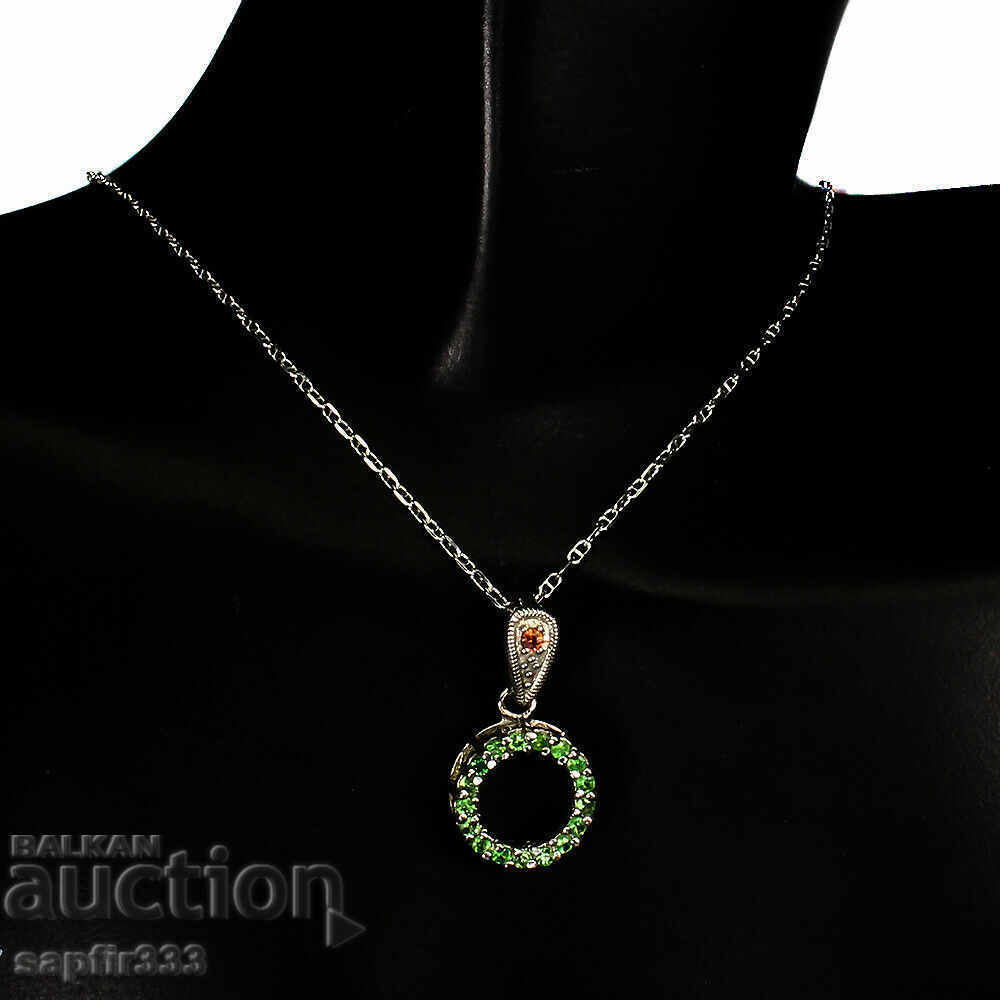 MEDALLIE DE LUCRĂ CU ARTICOL DE LUCRU CU GARNITĂ DE GAVARITE NATURALE cu preț 392.00 BGN | € 200.43 MEDALLIE DE LUCRĂ CU ARTICOL DE LUCRU CU GARNITĂ DE GAVARITE NATURALE cu preț 392.00 BGN | € 200.43