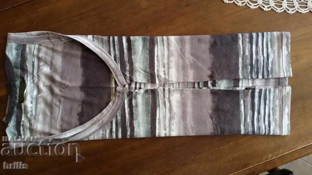 JUST CAVALLI - UNICEX T-SHIRT WITH SLEEVELESS "VEST" ORIGINAL with price 8.95 BGN | € 4.58 JUST CAVALLI - UNICEX T-SHIRT WITH SLEEVELESS "VEST" ORIGINAL with price 8.95 BGN | € 4.58