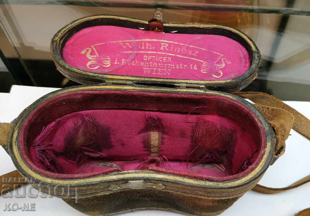 Theater binoculars - 5 Theater binoculars - 5