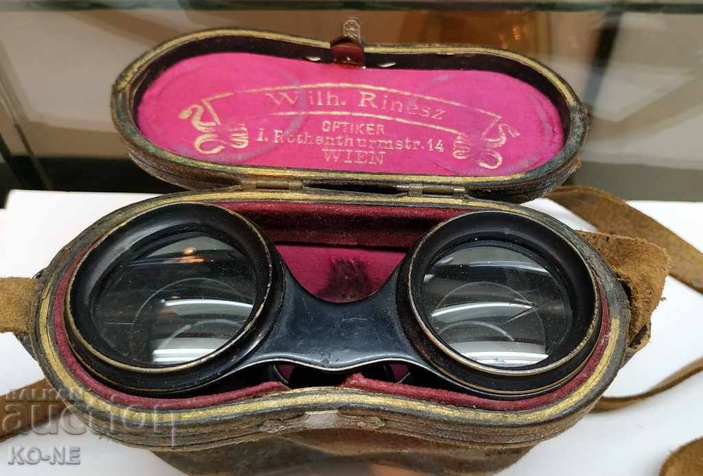 Theater binoculars - 6 Theater binoculars - 6