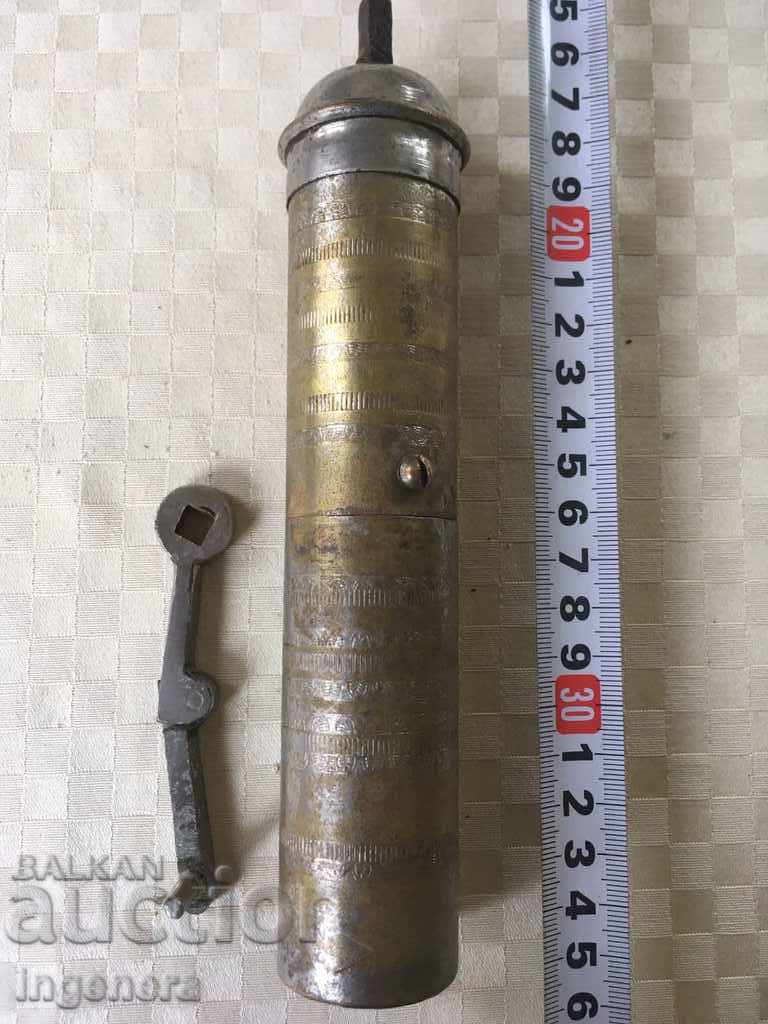 Auction SPICE MILL ANCIENT MILL Auction SPICE MILL ANCIENT MILL