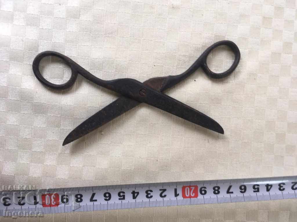 OLD OFFICE SCISSORS with price 2.80 BGN | € 1.43