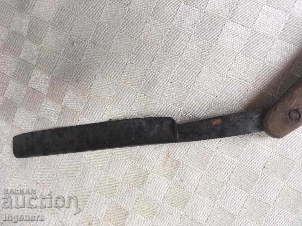 SHAVER FOR COLLECTORS - 5 SHAVER FOR COLLECTORS - 5