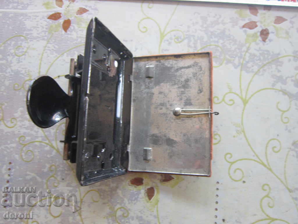 Licitație Perforator al armatei germane Licitație Perforator al armatei germane