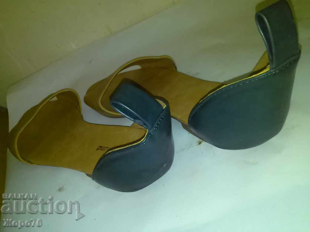 Livrarea SANDALURI MARE PENTRU FEMEI GRACELAND CU PIELE STILIANE