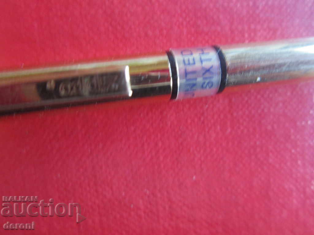 Unique gold-plated pen Zippo USA with price 50.00 BGN | € 25.56 Unique gold-plated pen Zippo USA with price 50.00 BGN | € 25.56