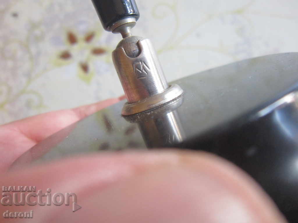 Pen holder Pelikan black bakelite marked Pelikan - 6 Pen holder Pelikan black bakelite marked Pelikan - 6