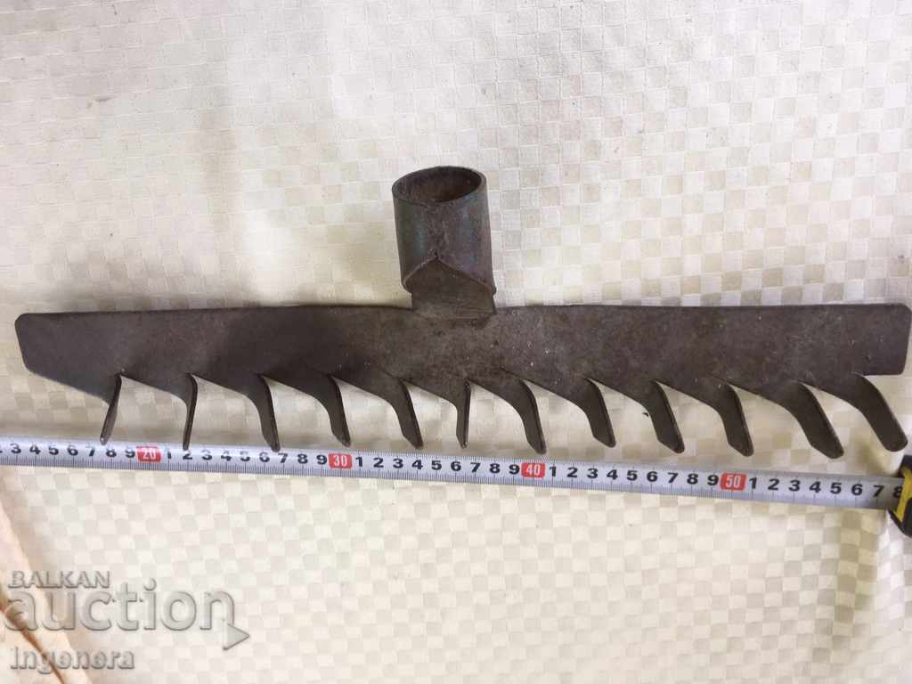 ROWING TOOL WROUGHT IRON AS with price 15.00 BGN | € 7.67 ROWING TOOL WROUGHT IRON AS with price 15.00 BGN | € 7.67