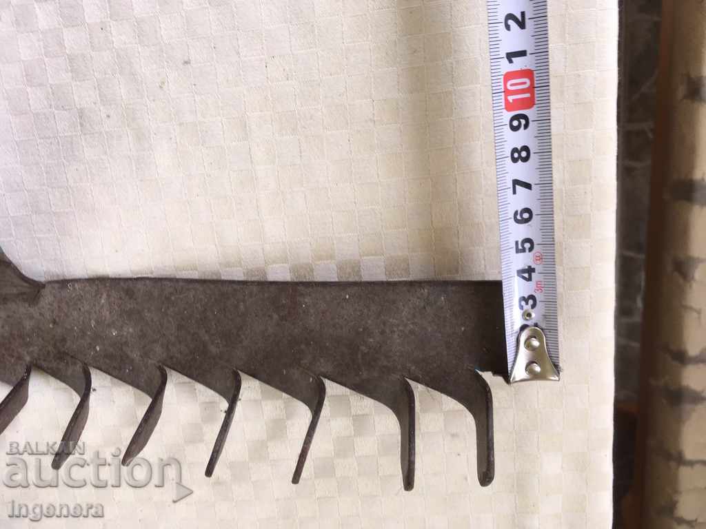 ROWING TOOL WROUGHT IRON AS - 5 ROWING TOOL WROUGHT IRON AS - 5