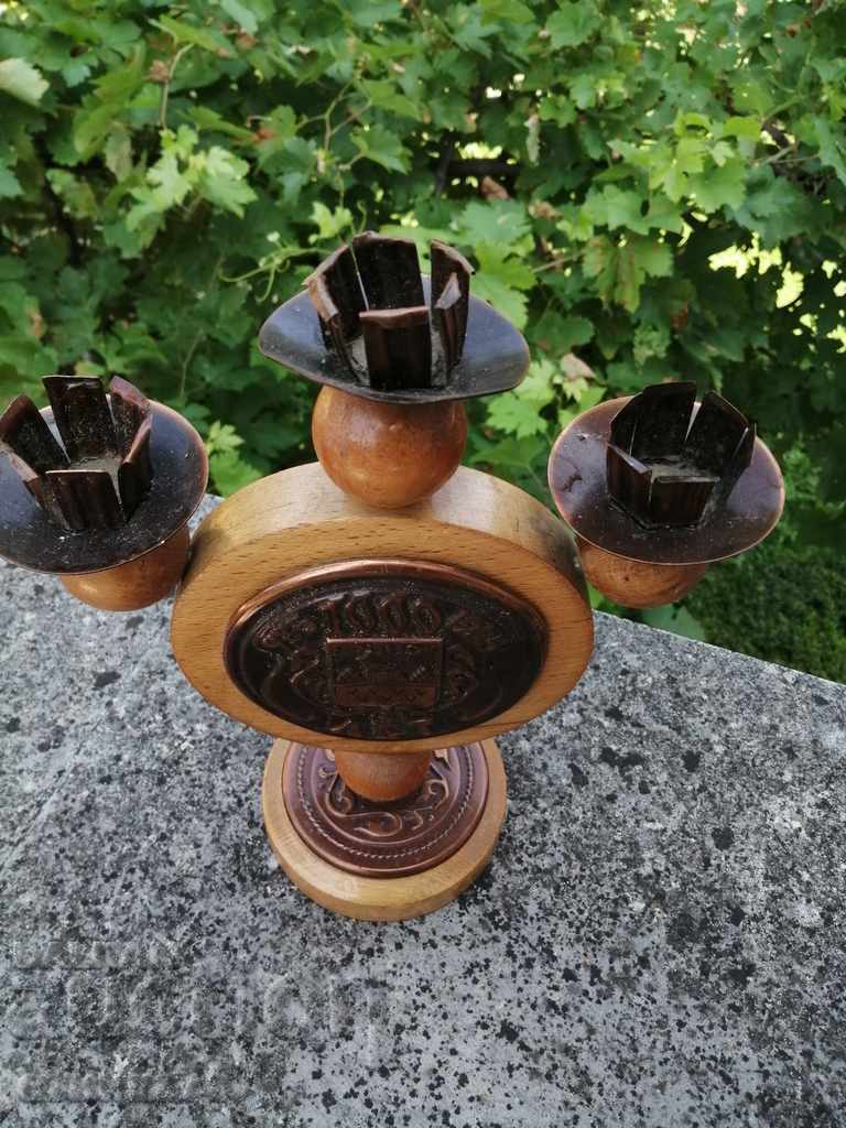 Auction WOODEN CANDLEHOLDER WITH COPPER APPLICATIONS BRYANSK Auction WOODEN CANDLEHOLDER WITH COPPER APPLICATIONS BRYANSK