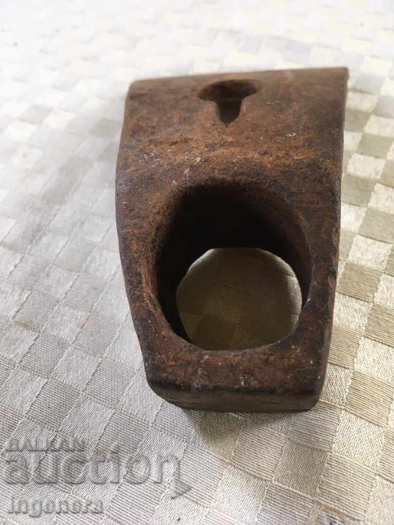 TESLA TESLICHKA HORSES IRON TOOL CHUCK with price 2.00 BGN | € 1.02 TESLA TESLICHKA HORSES IRON TOOL CHUCK with price 2.00 BGN | € 1.02