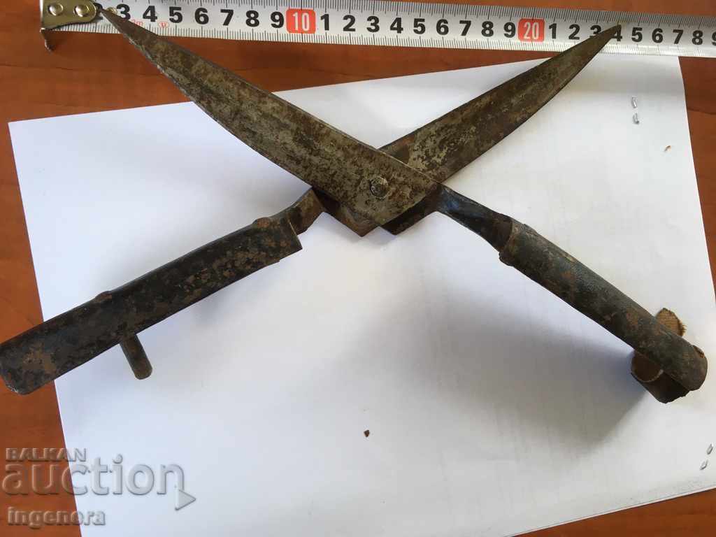 OLD SHRUB SCISSOR FORGED TOOL - 5 OLD SHRUB SCISSOR FORGED TOOL - 5