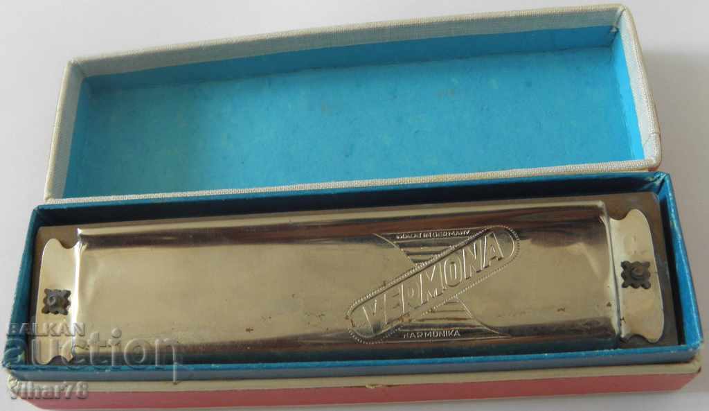COLLECTOR HARMONICA VERMONA WITH BOX with price 119.99 BGN | € 61.35 COLLECTOR HARMONICA VERMONA WITH BOX with price 119.99 BGN | € 61.35