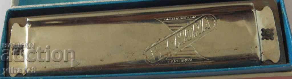 Auction COLLECTOR HARMONICA VERMONA WITH BOX Auction COLLECTOR HARMONICA VERMONA WITH BOX