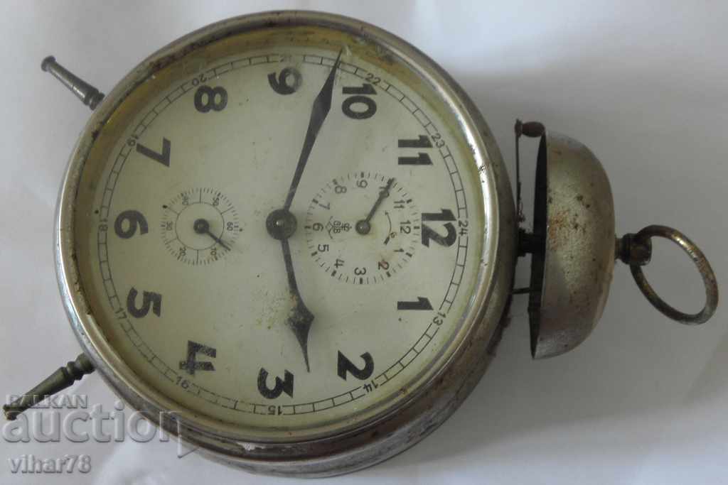 Alarm clock Gustav Becker with price 44.99 BGN | € 23.00 Alarm clock Gustav Becker with price 44.99 BGN | € 23.00