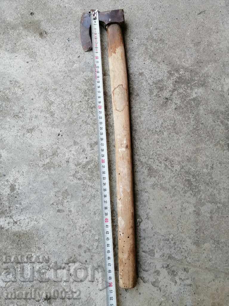 Delivery of Old ax ax toot hat Delivery of Old ax ax toot hat