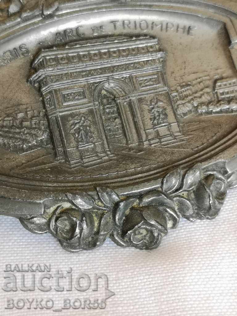 Delivery of Ancient French Ashtray The beginning of the last century Delivery of Ancient French Ashtray The beginning of the last century