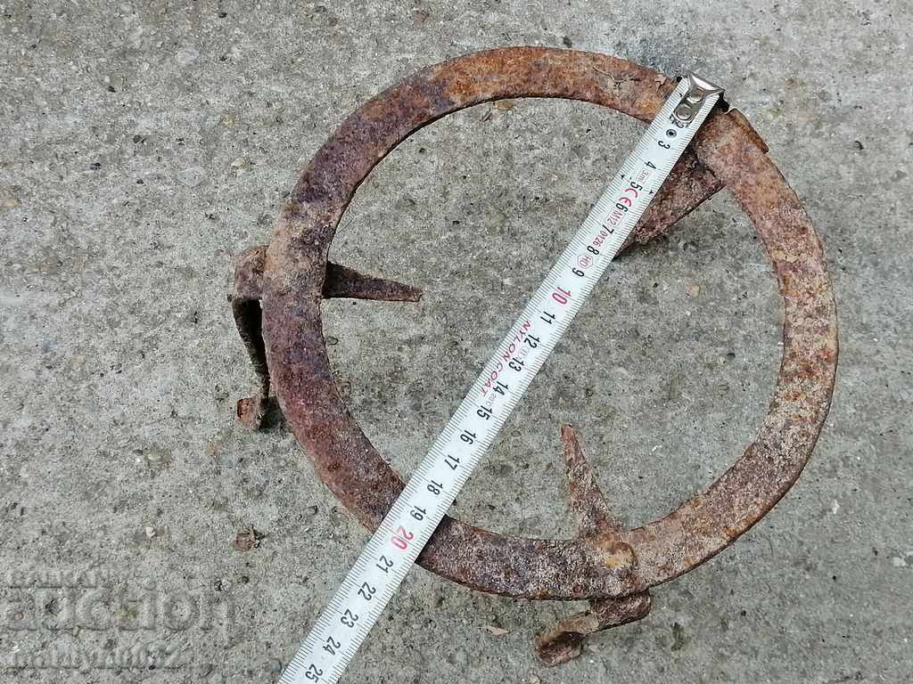 Σόμπα από σφυρήλατο σίδερο αντίκες, εστία, ψησταριά, λάκκο από σφυρήλατο σίδερο με τιμή 42.00 BGN | € 21.47 Σόμπα από σφυρήλατο σίδερο αντίκες, εστία, ψησταριά, λάκκο από σφυρήλατο σίδερο με τιμή 42.00 BGN | € 21.47