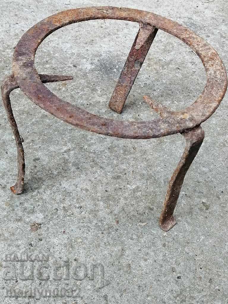 Σόμπα από σφυρήλατο σίδερο αντίκες, εστία, ψησταριά, λάκκο από σφυρήλατο σίδερο Σόμπα από σφυρήλατο σίδερο αντίκες, εστία, ψησταριά, λάκκο από σφυρήλατο σίδερο