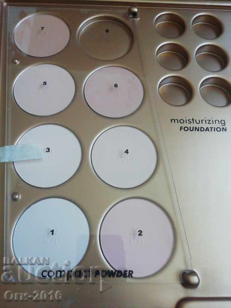 Auction Set of powder and blush testers Auction Set of powder and blush testers