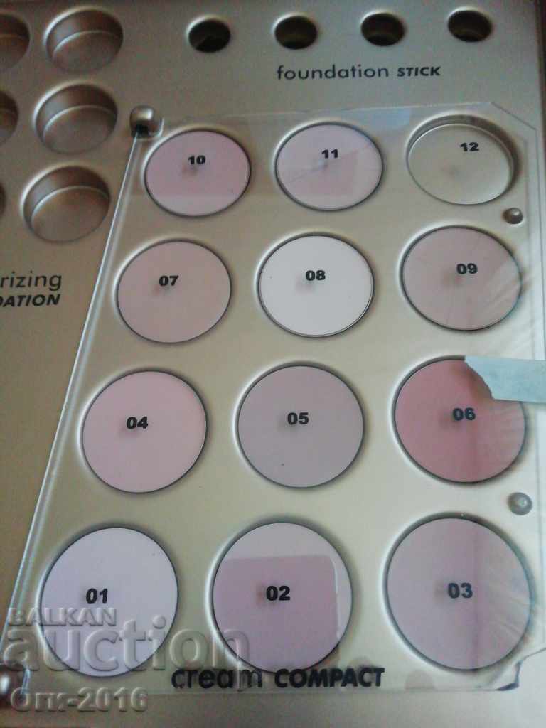 Set of powder and blush testers - 6 Set of powder and blush testers - 6