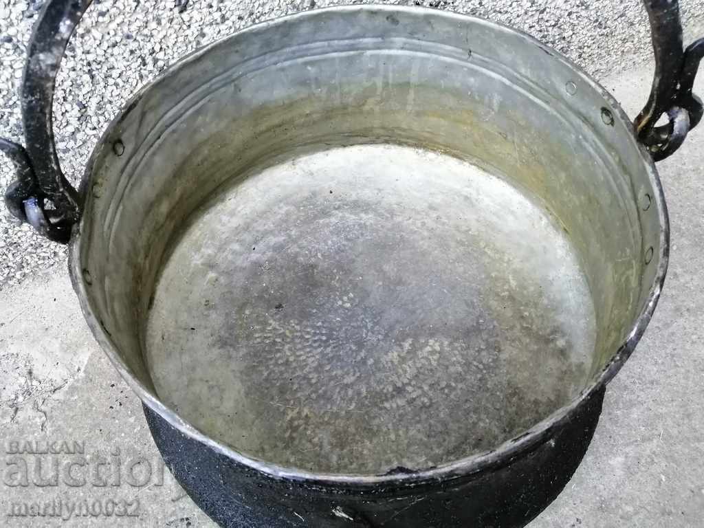 Old harania, copper vessel, large cauldron, copper, dustpan - 6 Old harania, copper vessel, large cauldron, copper, dustpan - 6
