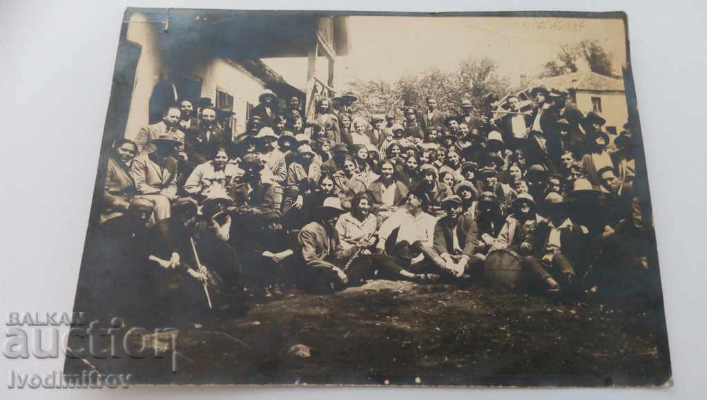 Foto Parte a locuitorilor din satul Vladaya 1924