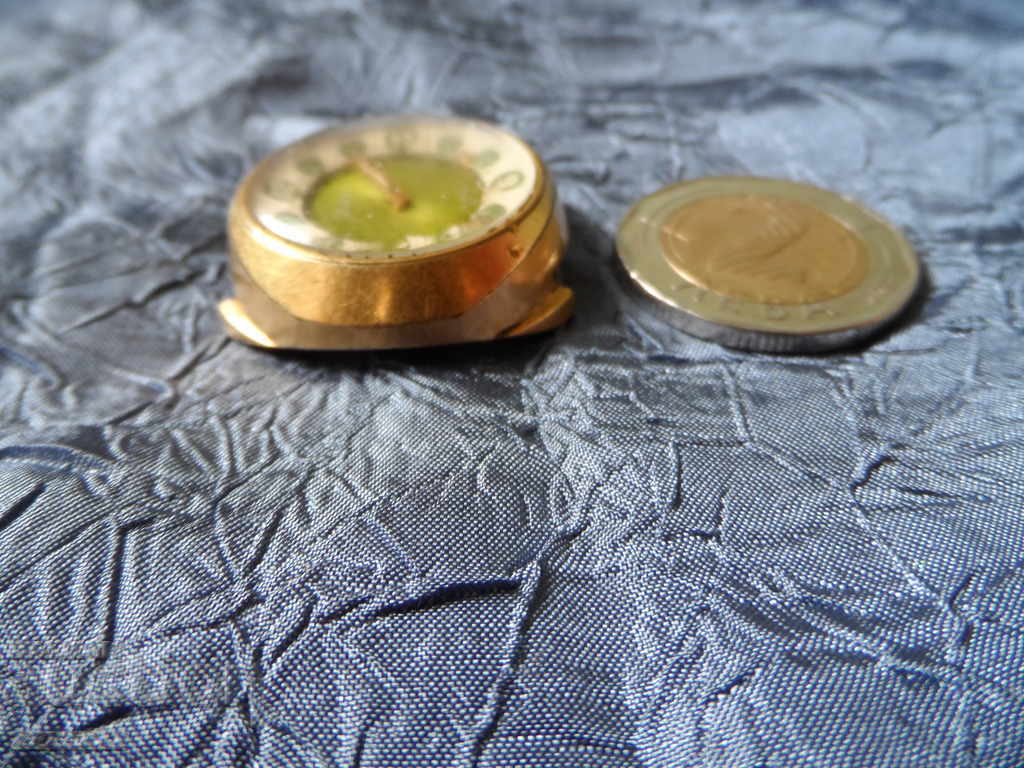 Ένα σπάνιο μοντέλο επιχρυσωμένο ρολόι - 6 Ένα σπάνιο μοντέλο επιχρυσωμένο ρολόι - 6