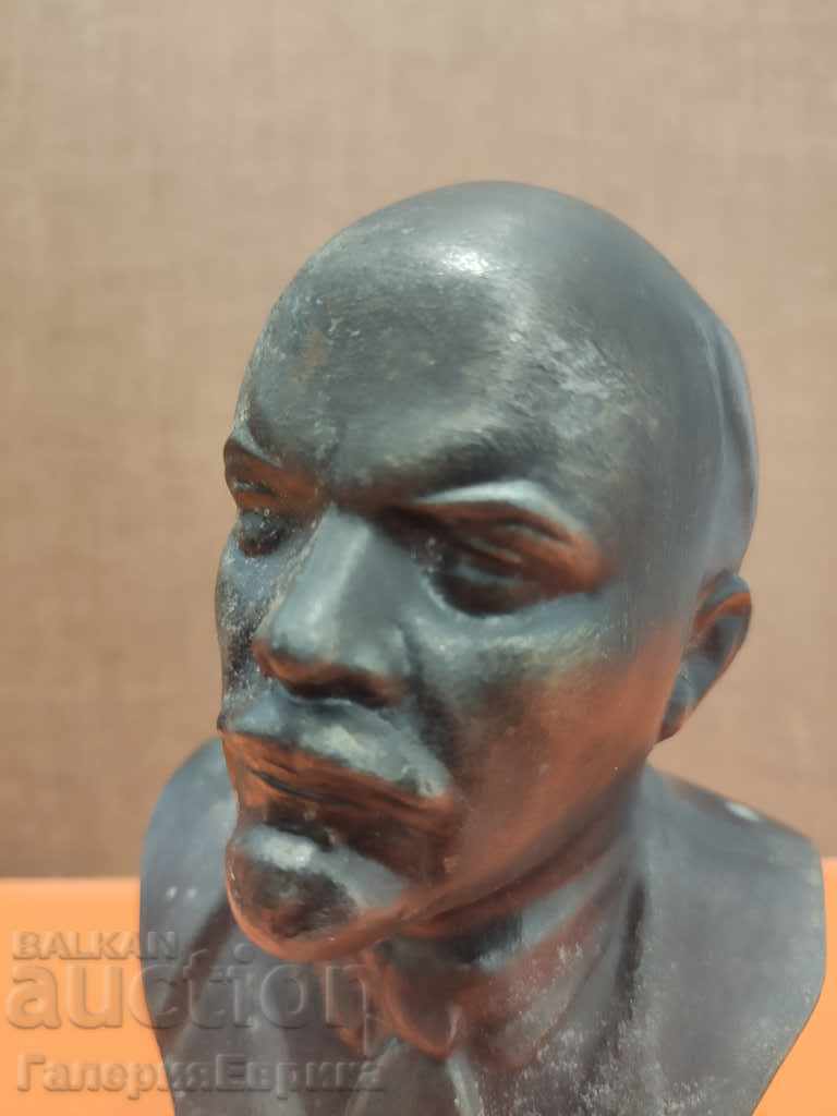 Auction Author Bust Lenin metal 14cm. senior author: Gevorkian Auction Author Bust Lenin metal 14cm. senior author: Gevorkian
