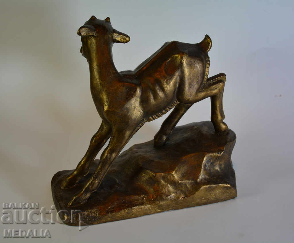 Vasil Zidarov (municipal sculptor) - goat-tinted plaster with price 900.00 BGN | € 460.16 Vasil Zidarov (municipal sculptor) - goat-tinted plaster with price 900.00 BGN | € 460.16