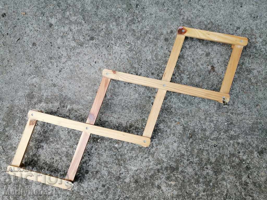 Extendable hanger made of wood, wooden with price 30.00 BGN | € 15.34 Extendable hanger made of wood, wooden with price 30.00 BGN | € 15.34