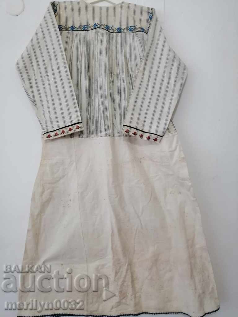 Licitație Cămașă bătrână broderie manuală chenar șezlong costum sukman